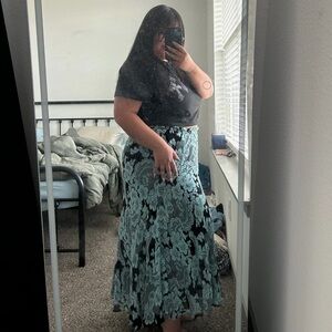 Vintage Black and Teal Floral Midi Skirt